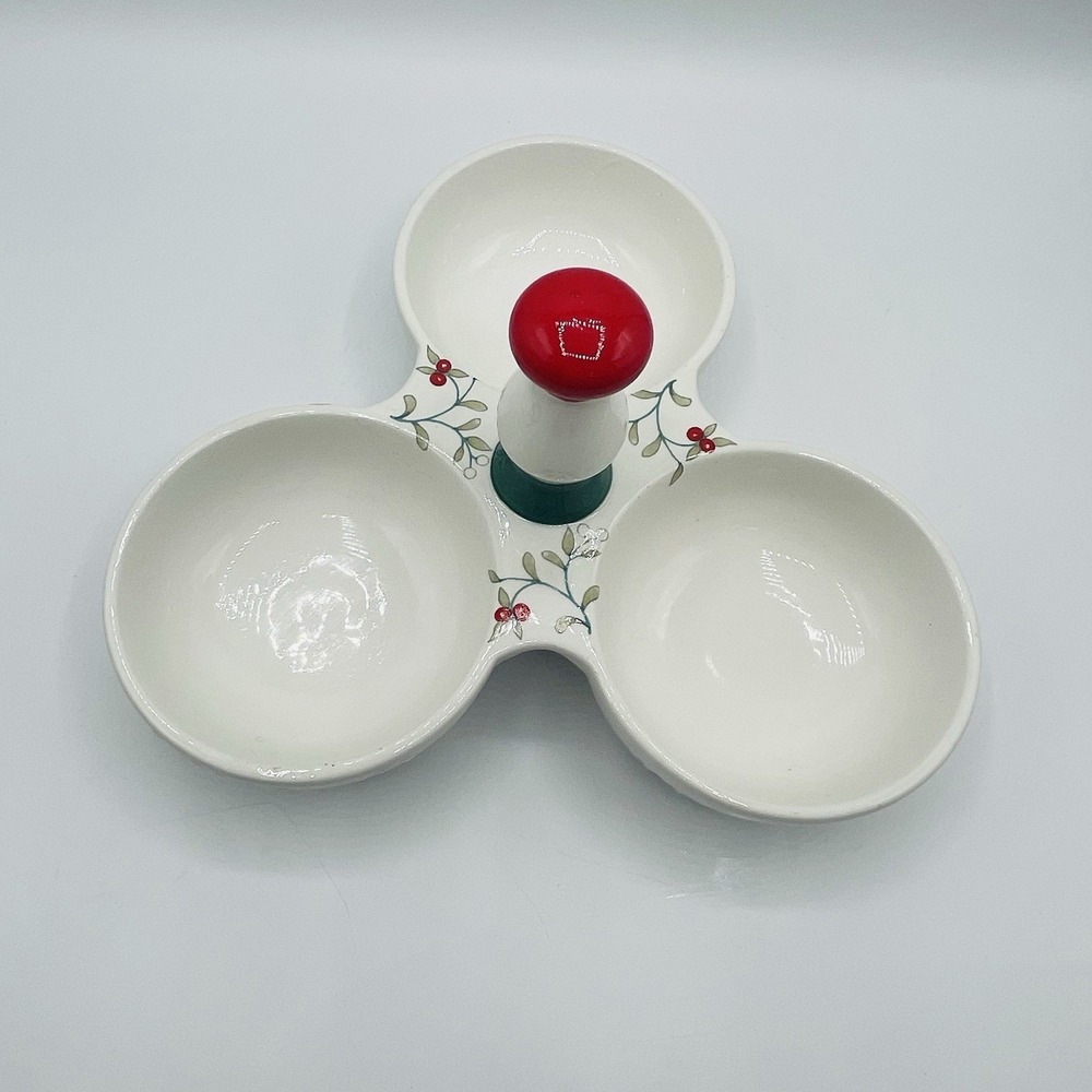 Pfaltzgraff WINTERBERRY Christmas Handle 3 Part Divided Server Relish Candy Dish